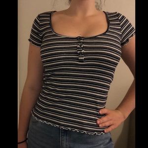 Scoop neck striped t-shirt